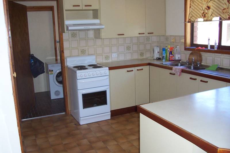 Convenient Living - Ref 3703 Picture 3