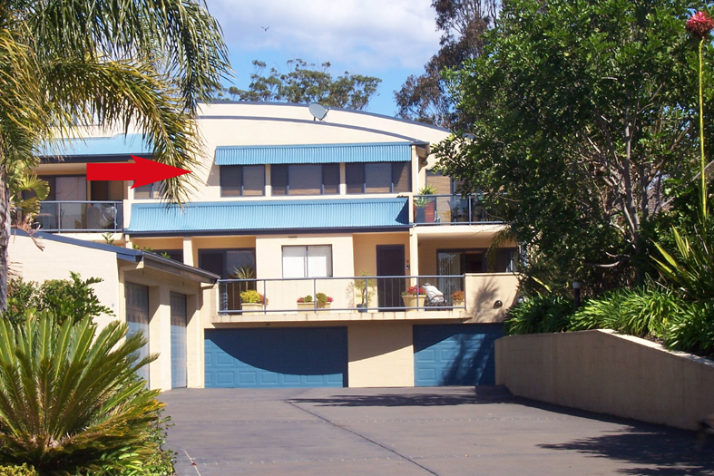 A Cosmopolitan Lifestyle Picture 1