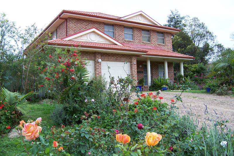 Rambling Family Home Picture 1