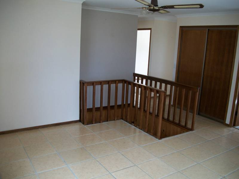 Family Home Picture 3