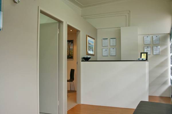 Retail Shop in the Heart of Lugarno Picture 3