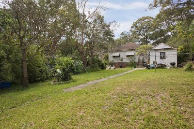 1700 m2 - potential Duplex/Development Site Picture