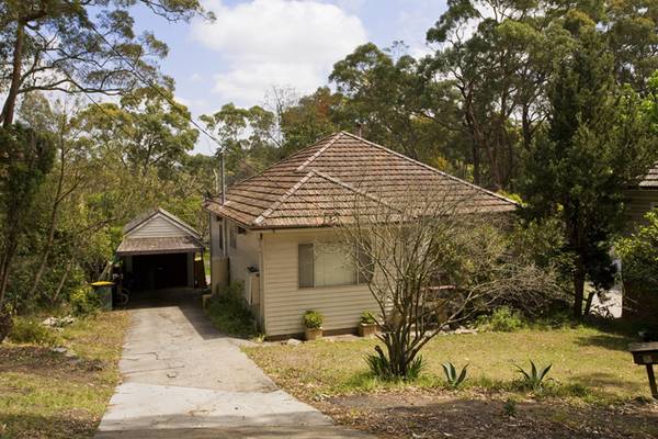 1700 m2 - potential Duplex/Development Site Picture 2