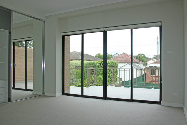 Near New Duplex Picture 3