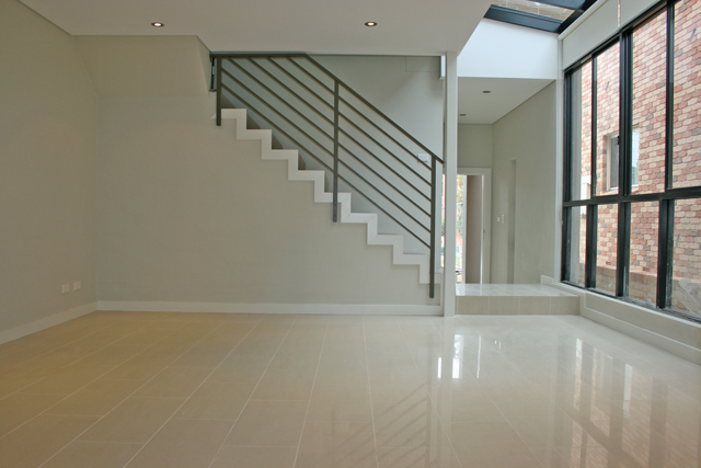 Near New Duplex Picture 2