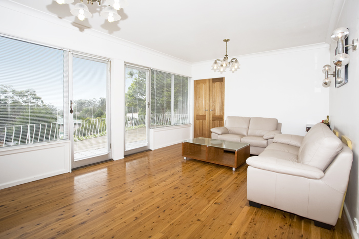 Perfect position on 790m2 Must sell this weekend! Picture 3