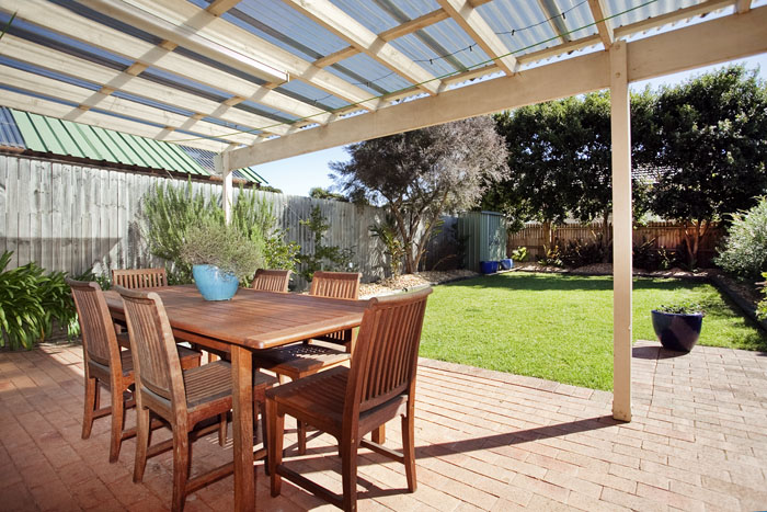 Under Contract Picture 2