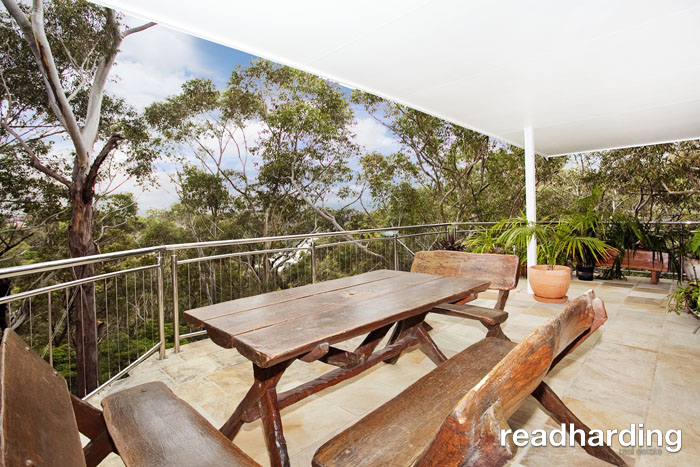 Full Brick Home in Private Bushland Setting Picture 3