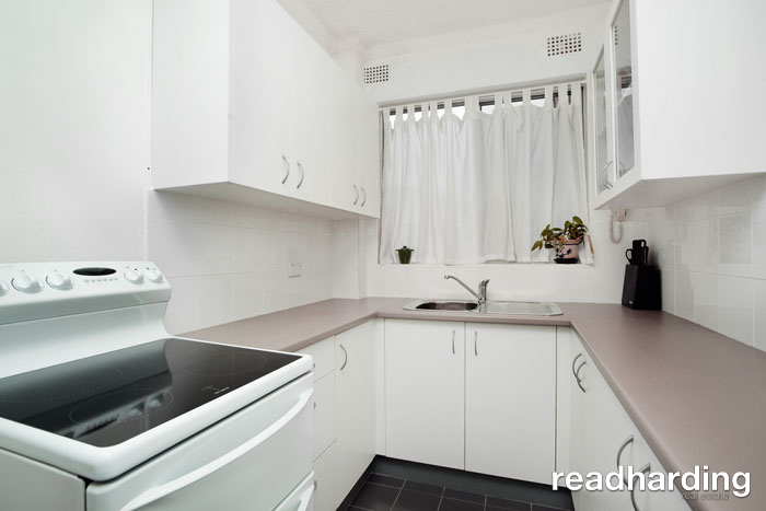 Bargain Buying - Renovated Mid Floor Front Unit! Picture 3