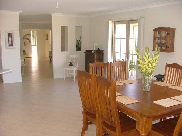 Luxury Living Picture 3