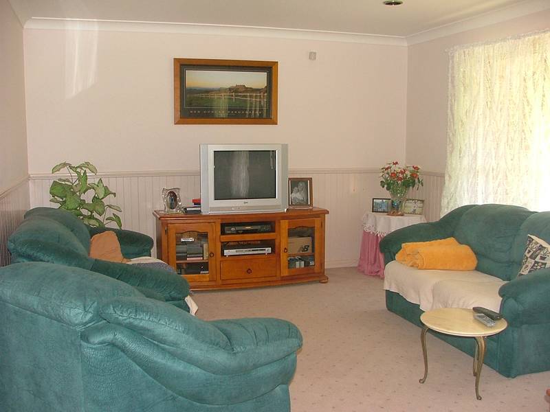 Distinctive Style & Sophistication Picture