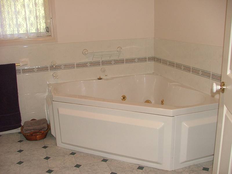 Distinctive Style & Sophistication Picture