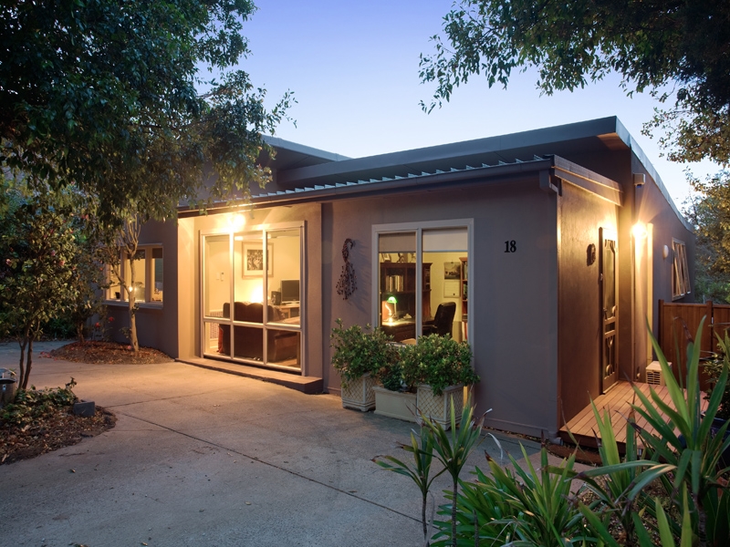 Hidden Oasis By The Bay Picture 1