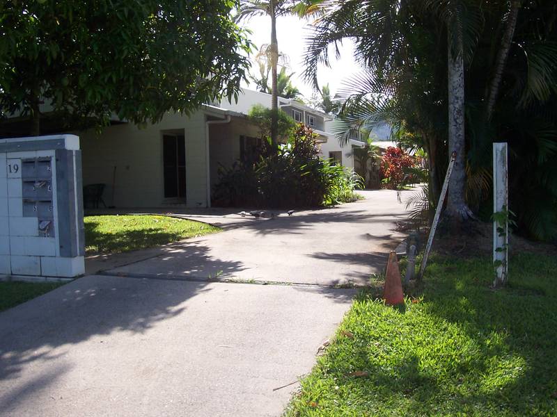 Close to town Picture 1