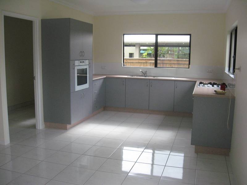 Cooya Charm Picture 3