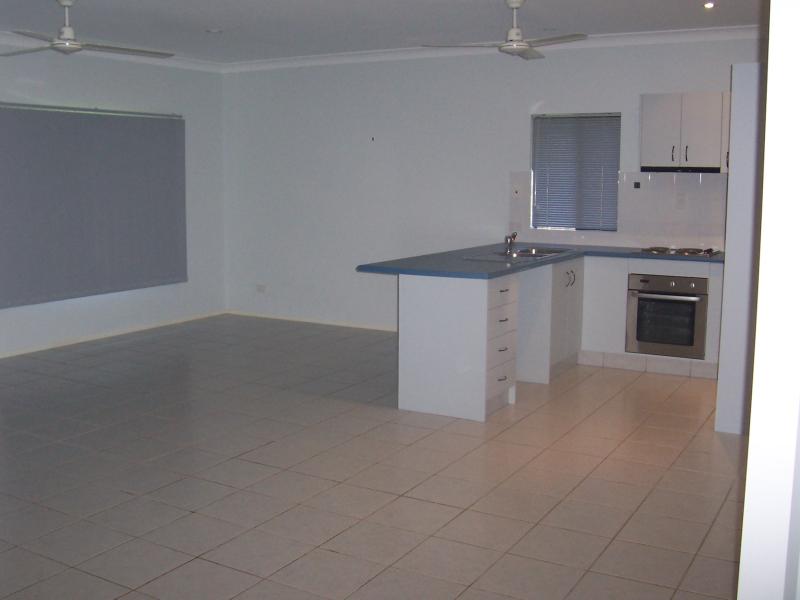 Wonga Beach Home Picture 2