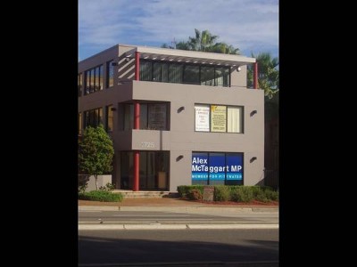 GREAT EXPOSURE MAIN ROAD POSITION Picture