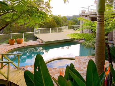 Enormous Family Home with In Ground Pool Picture Enormous Family Home with In Ground Pool Picture