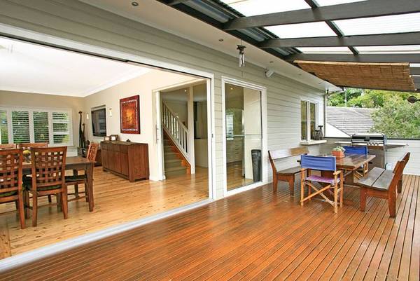 Elegance & Style Picture 2