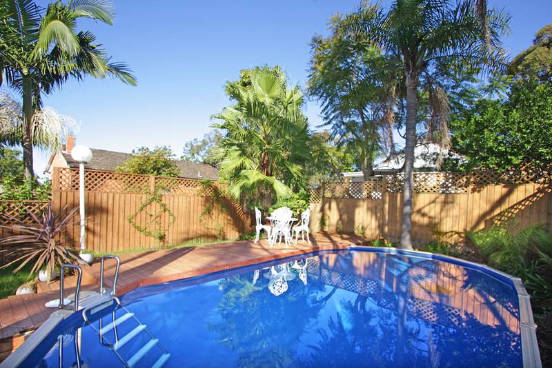 Easy Living Picture 1