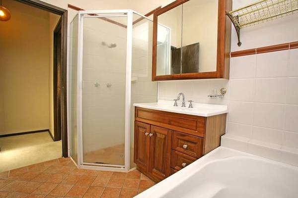 ATTENTION BARGAIN HUNTERS!!! GREAT LOCATION - GREAT PRICE! NEWPORT'S BEST BUY UNDER $800,000 ALL OFFERS CONSIDERED Picture ATTENTION BARGAIN HUNTERS!!! GREAT LOCATION - GREAT PRICE! NEWPORT'S BEST BUY UNDER $800,000 ALL OFFERS CONSIDERED Picture