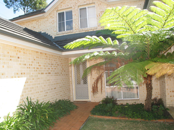 BOUTIQUE OVER 55'S TOWNHOUSE - ONLY 7 YEARS OLD - Mona Vales best buy !!!!!!!!!!!!!!!!!!!!! Picture 1