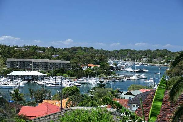 Ultra modern home close to Pittwater Picture Ultra modern home close to Pittwater Picture