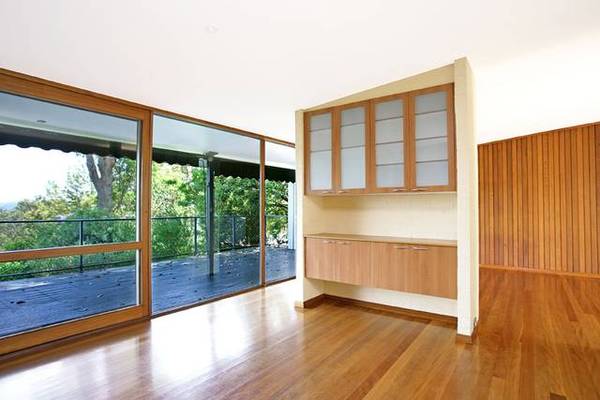 *** LEASED****Classic Entertainer Picture