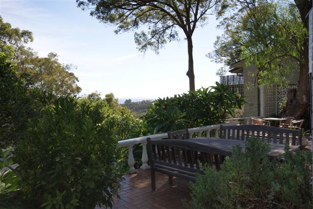 *****LEASED***** Cottage & Views Picture 2