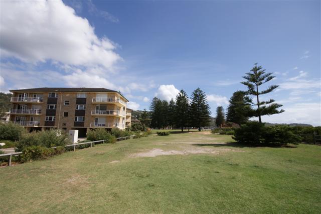 Beachfront Unit Picture 3