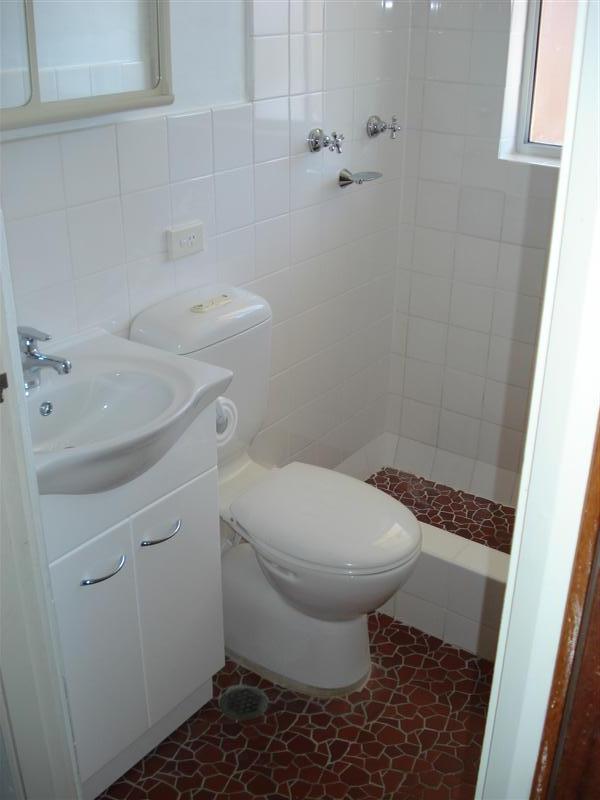 ***LEASED*** Great Location! Picture 3