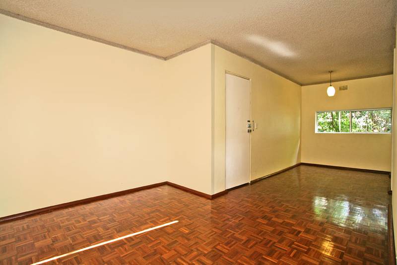 Sunfilled Unit - Priced To Sell!! Be Quick Picture 2