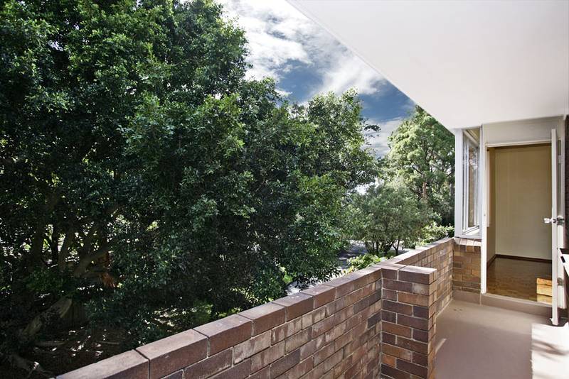 Sunfilled Unit - Priced To Sell!! Be Quick Picture 1