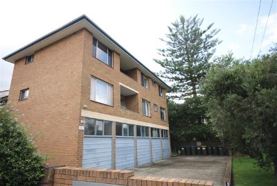 Cosy & Central Picture