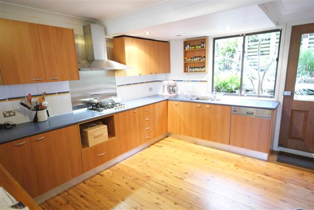 Family Entertainer Picture