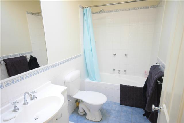 Modern & Central Picture 3