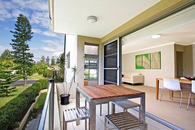 DELUXE BEACH SIDE APARTMENT Picture