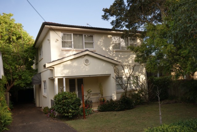 Large Family Home Picture 1