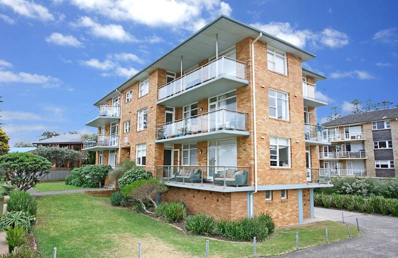 ***LEASED*** Rare beachfront beauty Picture 1