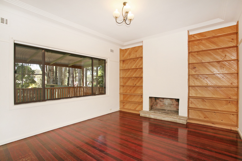 ANOTHER PRICE REDUCTION -
Yesteryear Charm - WHAT EVERYBODY ASKS FOR Picture 3