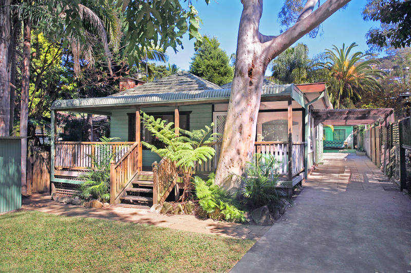 ANOTHER PRICE REDUCTION -
Yesteryear Charm - WHAT EVERYBODY ASKS FOR Picture 1