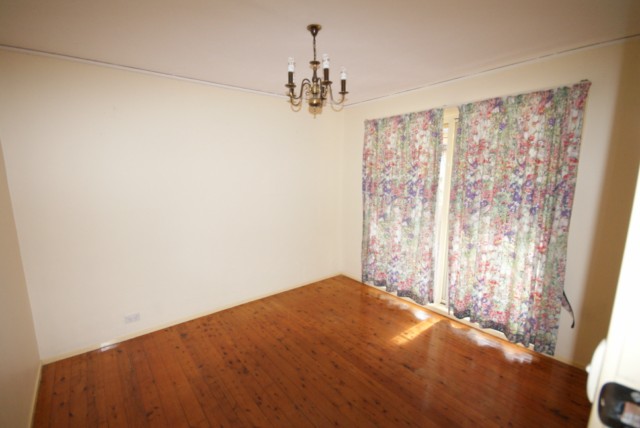 ***LEASED***Convenient & Affordable Picture 3