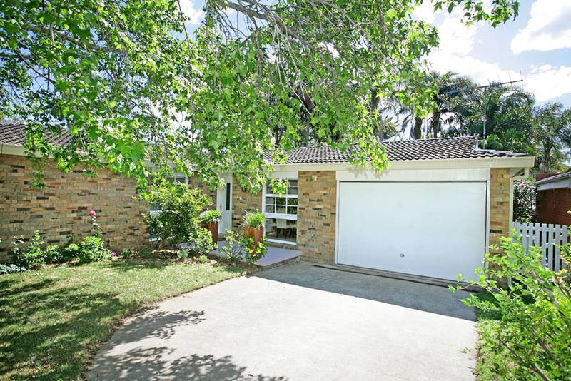 Stylish Single Level Living Picture 1