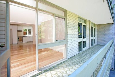 ***LEASED***Newly renovated Picture ***LEASED***Newly renovated Picture