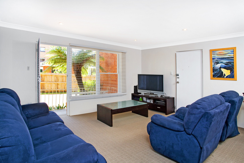 ATTENTION 1ST HOME BUYERS & INVESTORS - PRICE REDUCTION Picture 1