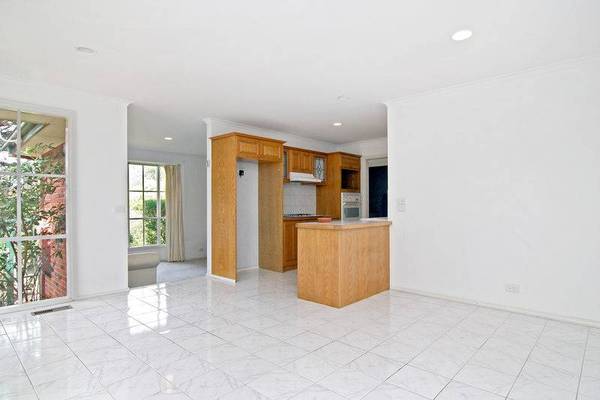 Easy Care ... Easy Living Picture 2