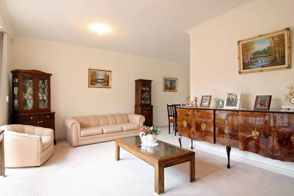 Position of Envy Picture 2