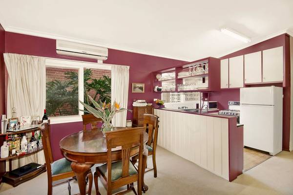 Live in or Start Again Picture 2