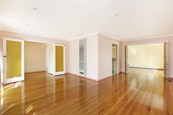 Simplicity and Easy Living Picture 1