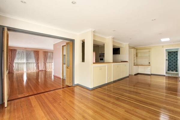 Simplicity and Easy Living Picture 3